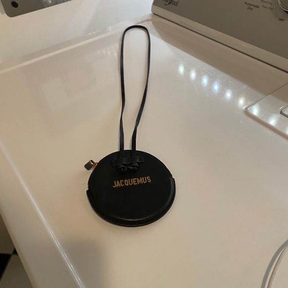 Jaquemus Neck Purse - Picture 4 of 4